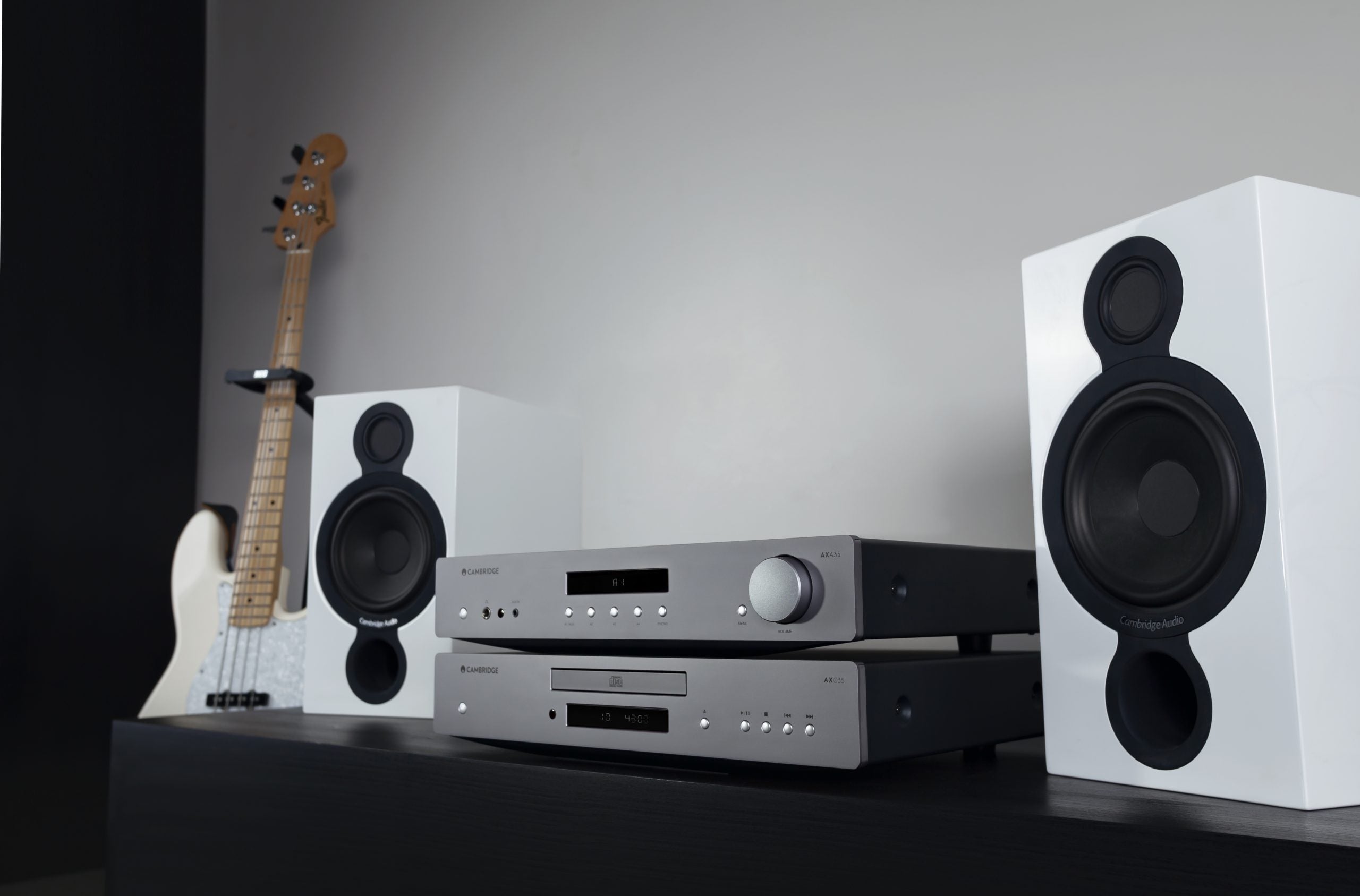 HiFi für alle: Der AXA35 und der AXC35 von Cambridge Audio