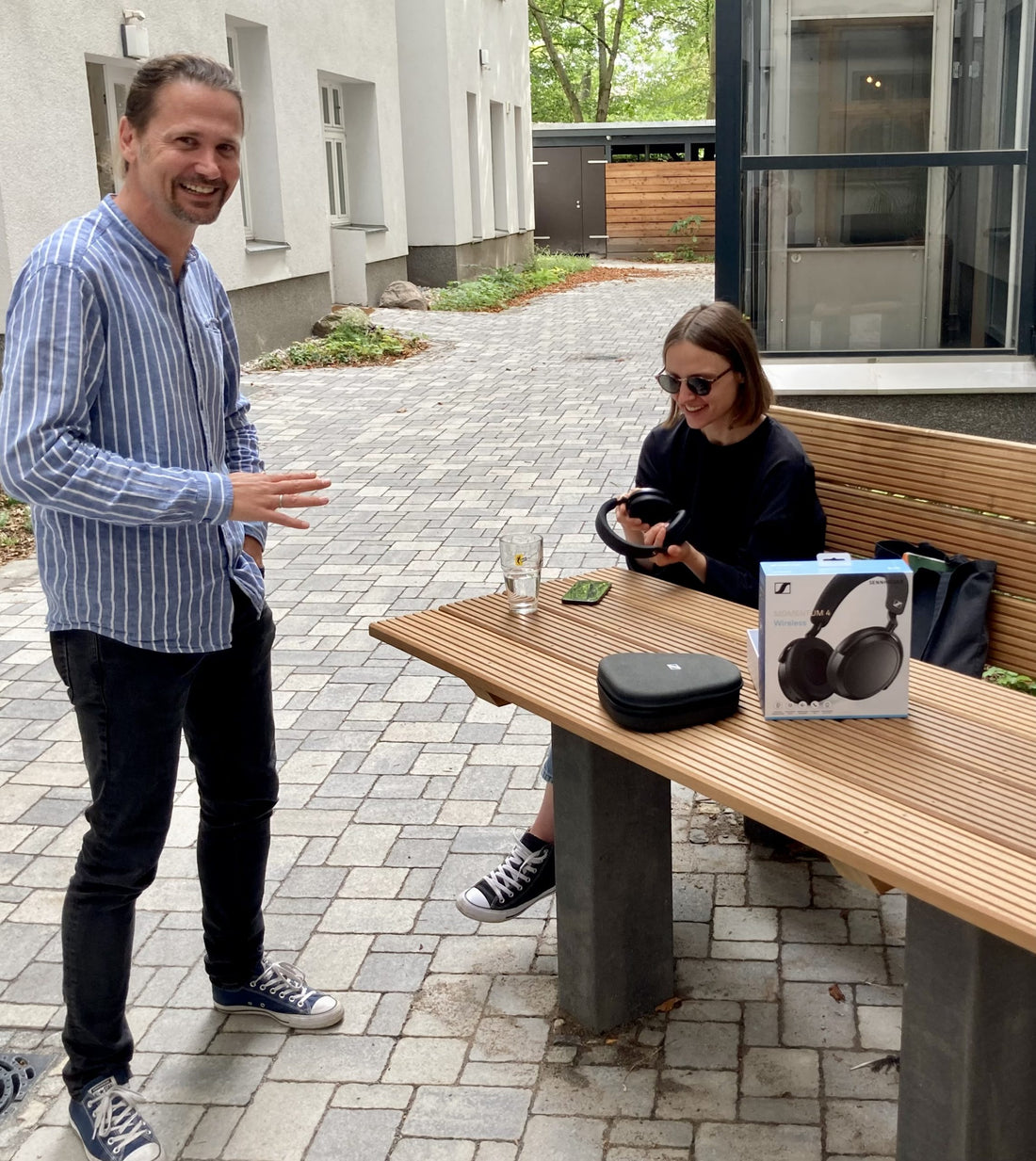 Sennheiser Momentum 4 Wireless - Der Over-Ear-Bluetooth-Kopfhörer mit adaptivem Noise Cancelling ist da