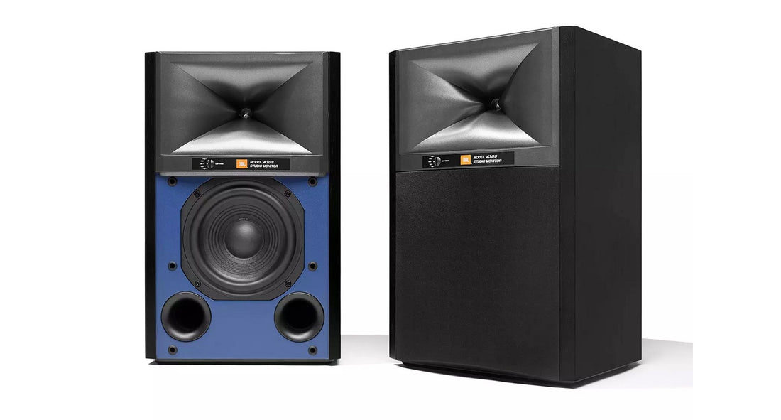 Typisch JBL: Der 4309 Lautsprecher bringt beachtlichen Klang mit