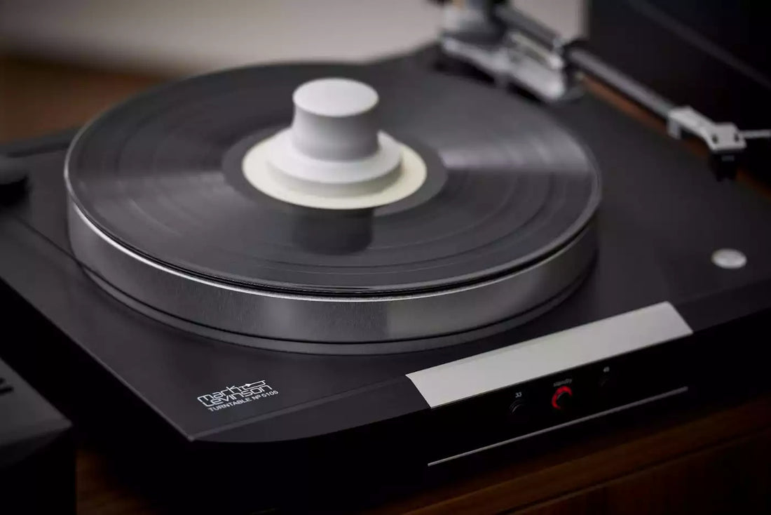 Die 5000er Reihe von Mark Levinson bekommt Zuwachs: Der No. 5105 Plattenspieler