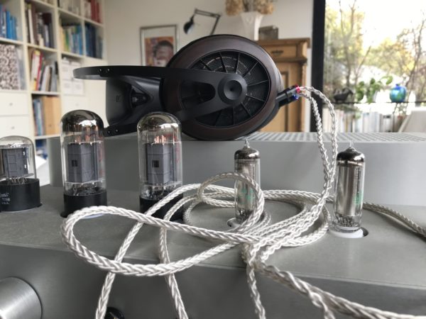 Meze 109 PRO - Der offene Over-Ear Kopfhörer im Set mit dem Silber-Kupfer Upgrade Kabel Furukawa