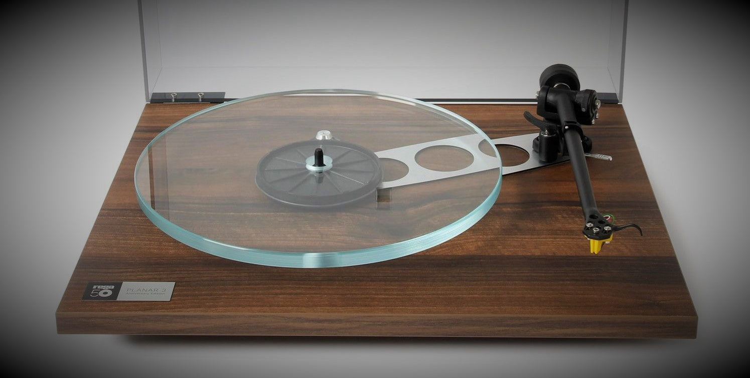 Rega Planar 3 50th Anniversary Edition: Eine Hommage an die Geschichte von Rega