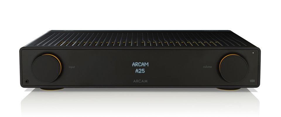 Arcam Radia A25 im Test: Englisches Kraft-Konzentrat