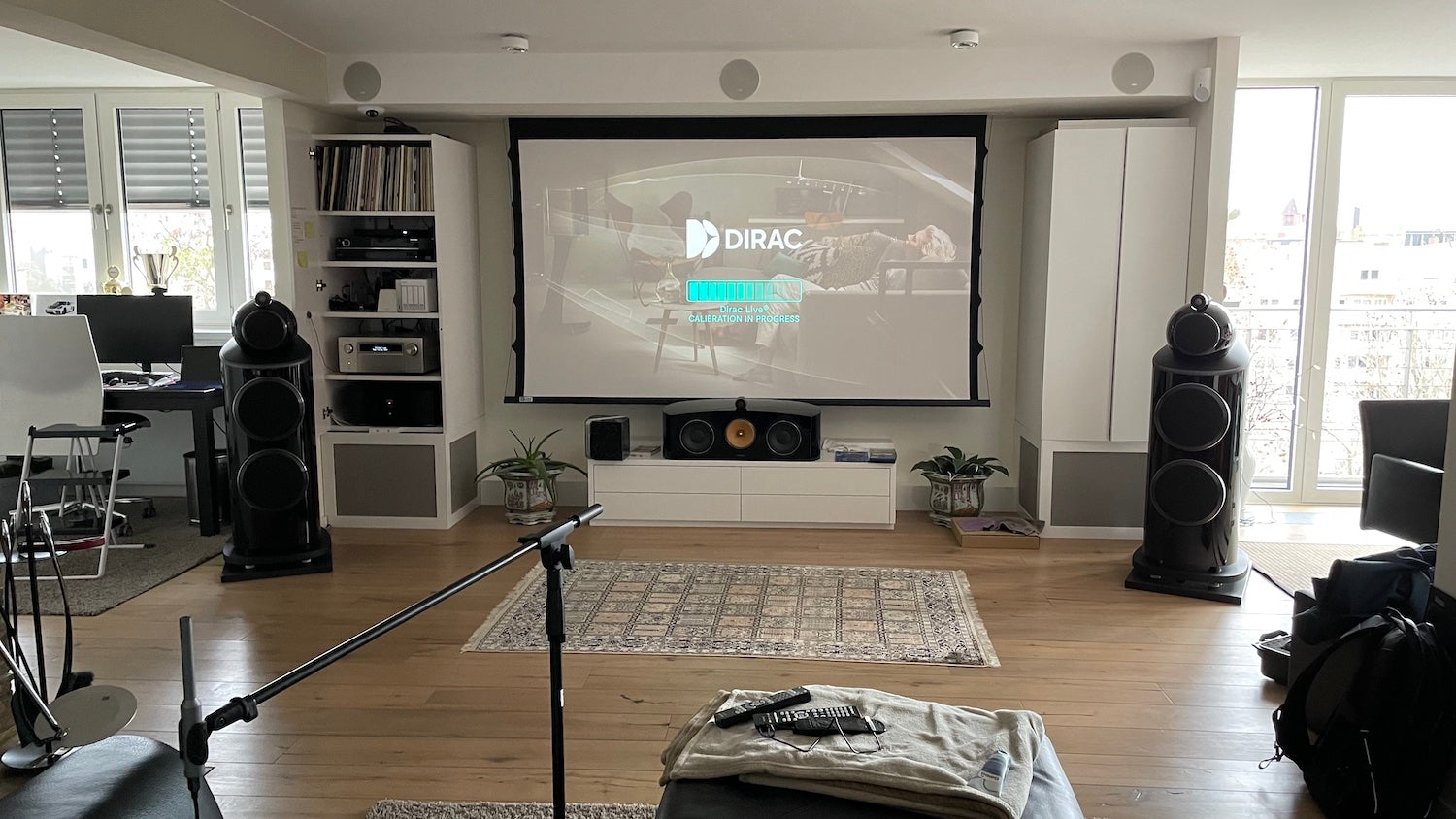 Custom Installation: Kuscheliges Heimkino mit mega Sound