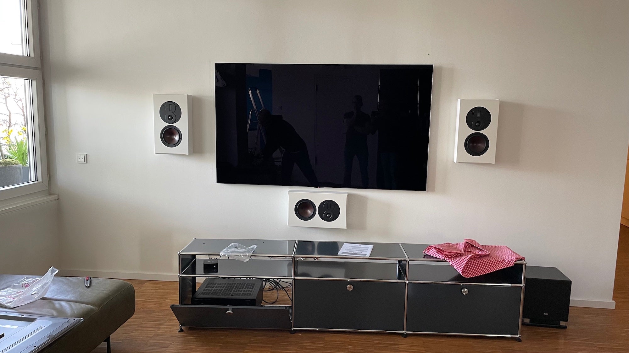 Unsere Service Leistung: Custom Installation bei uns