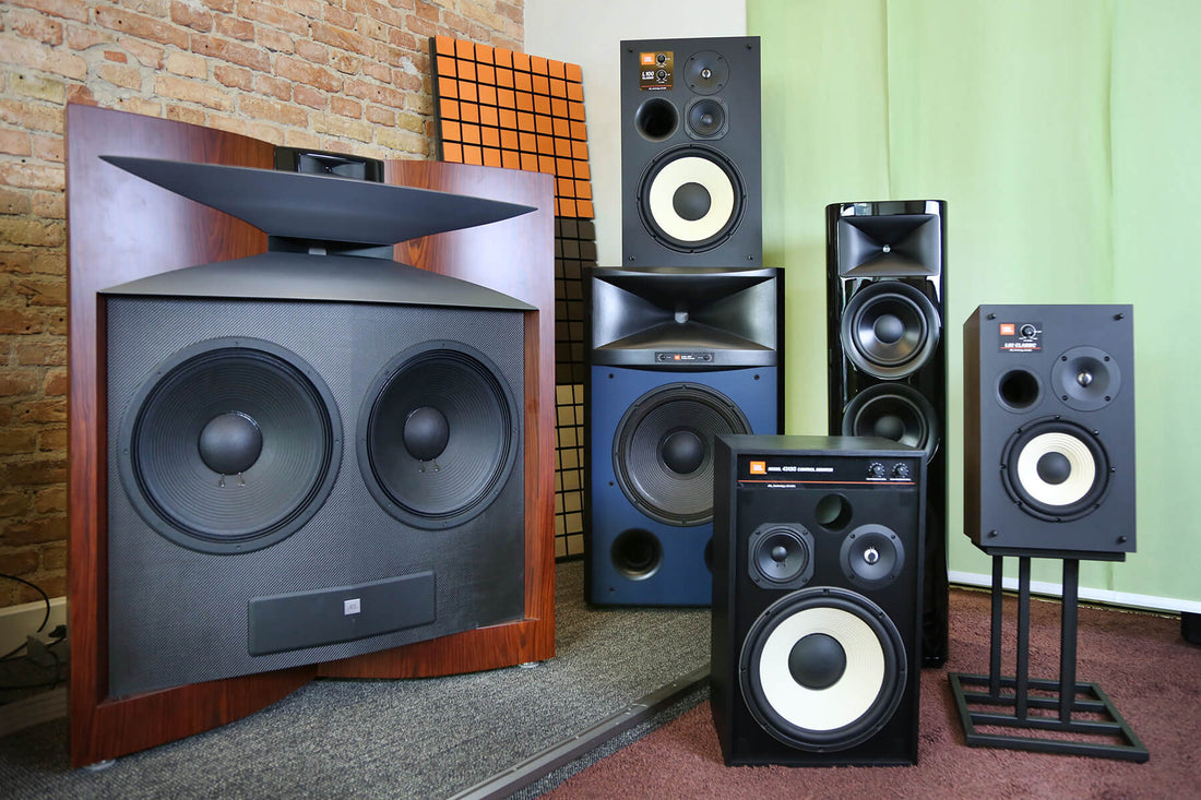 Neuigkeiten aus dem Hause JBL: Von Plattenspielern, Streamern, Verstärkern...