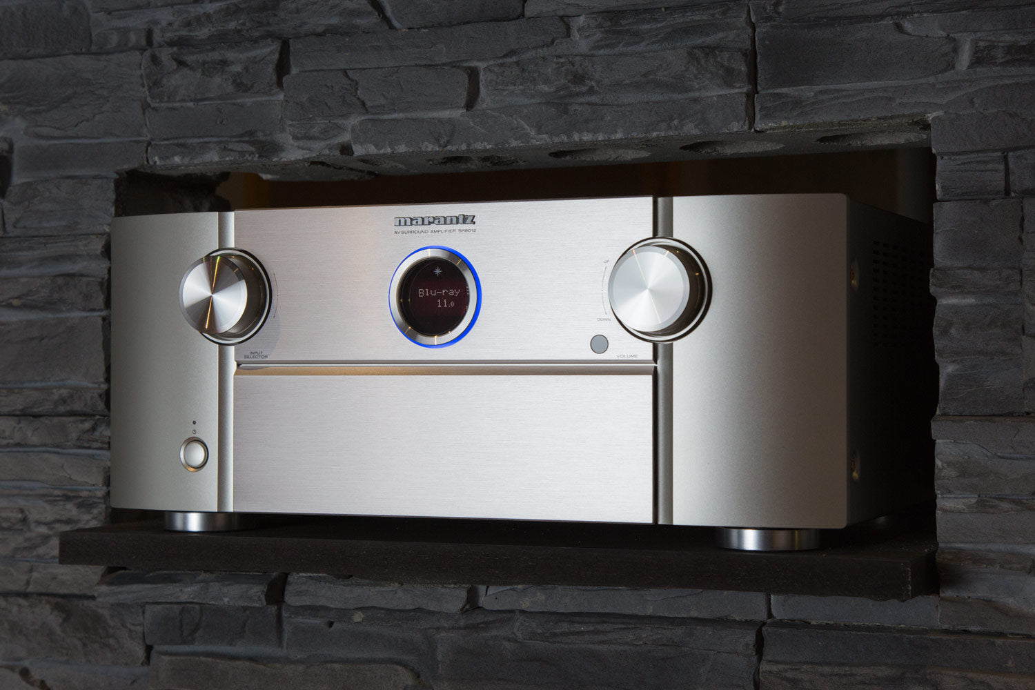 AV-Receiver audiophil: Marantz SR8012 – jetzt vorführbereit