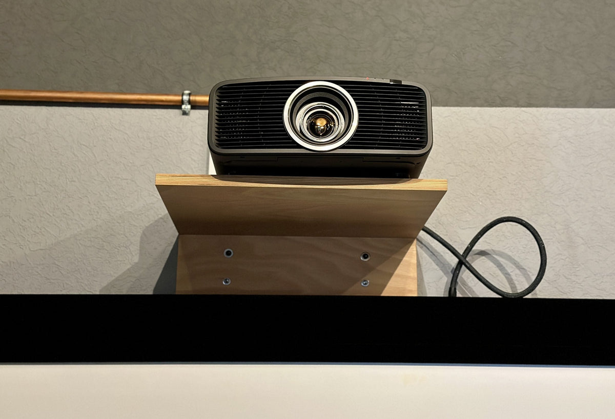 TEST: JVC DLA-NZ500 – 4K-Laserlicht-Projektor mit HDR und herausragender Bildqualität