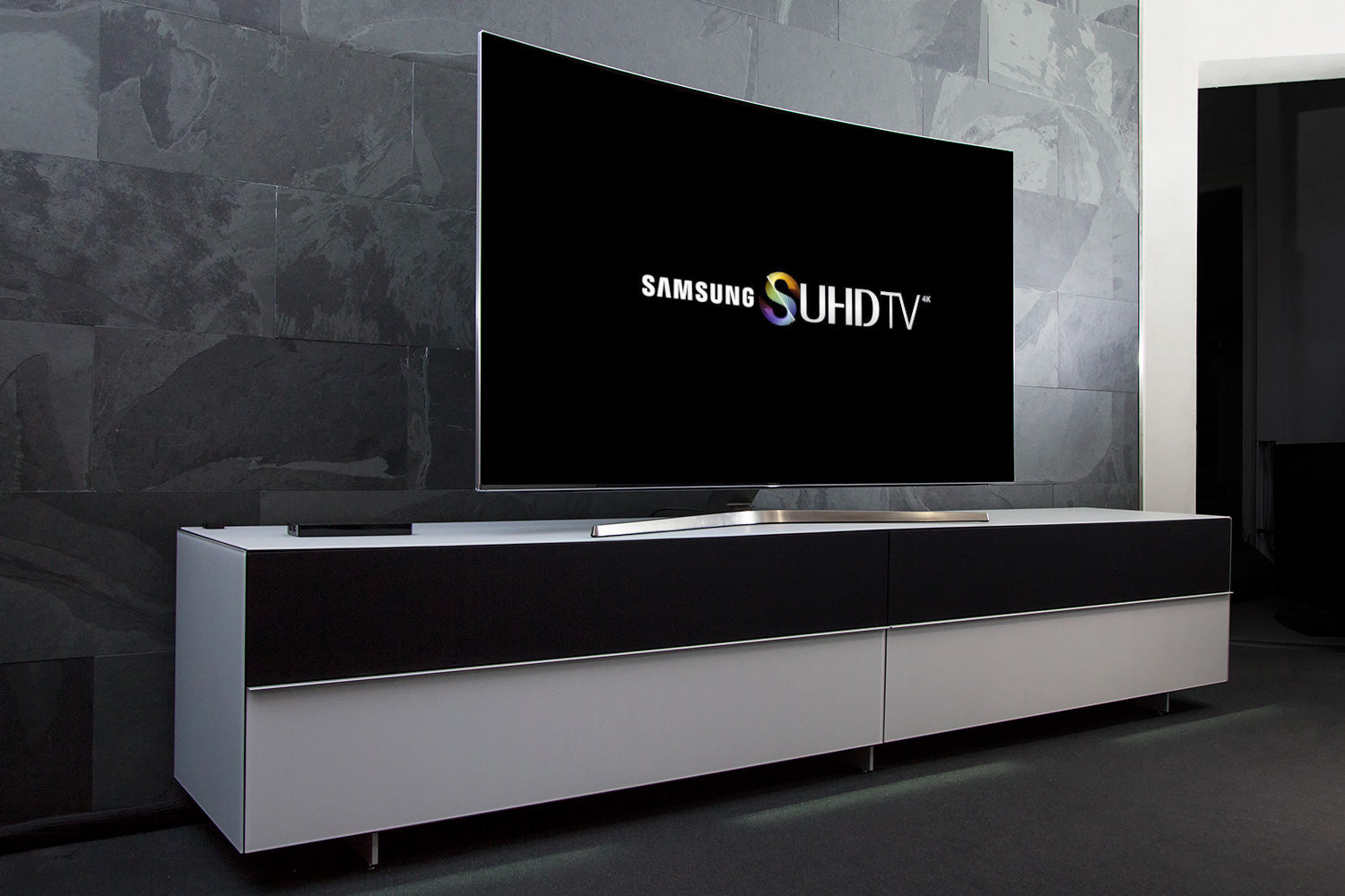 SUHD-TV Samsung UE65KS9590 im Überblick
