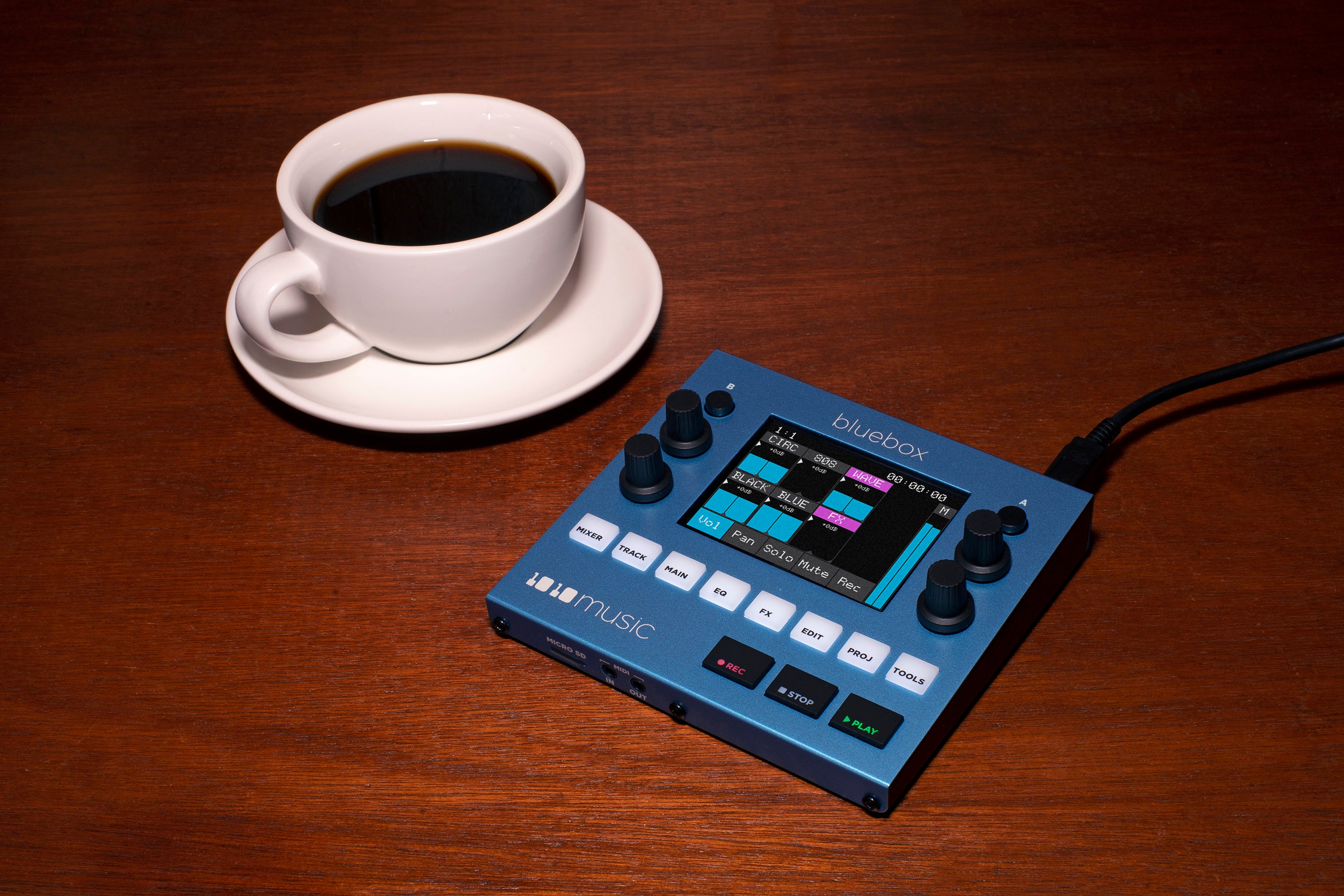 1010music Bluebox
