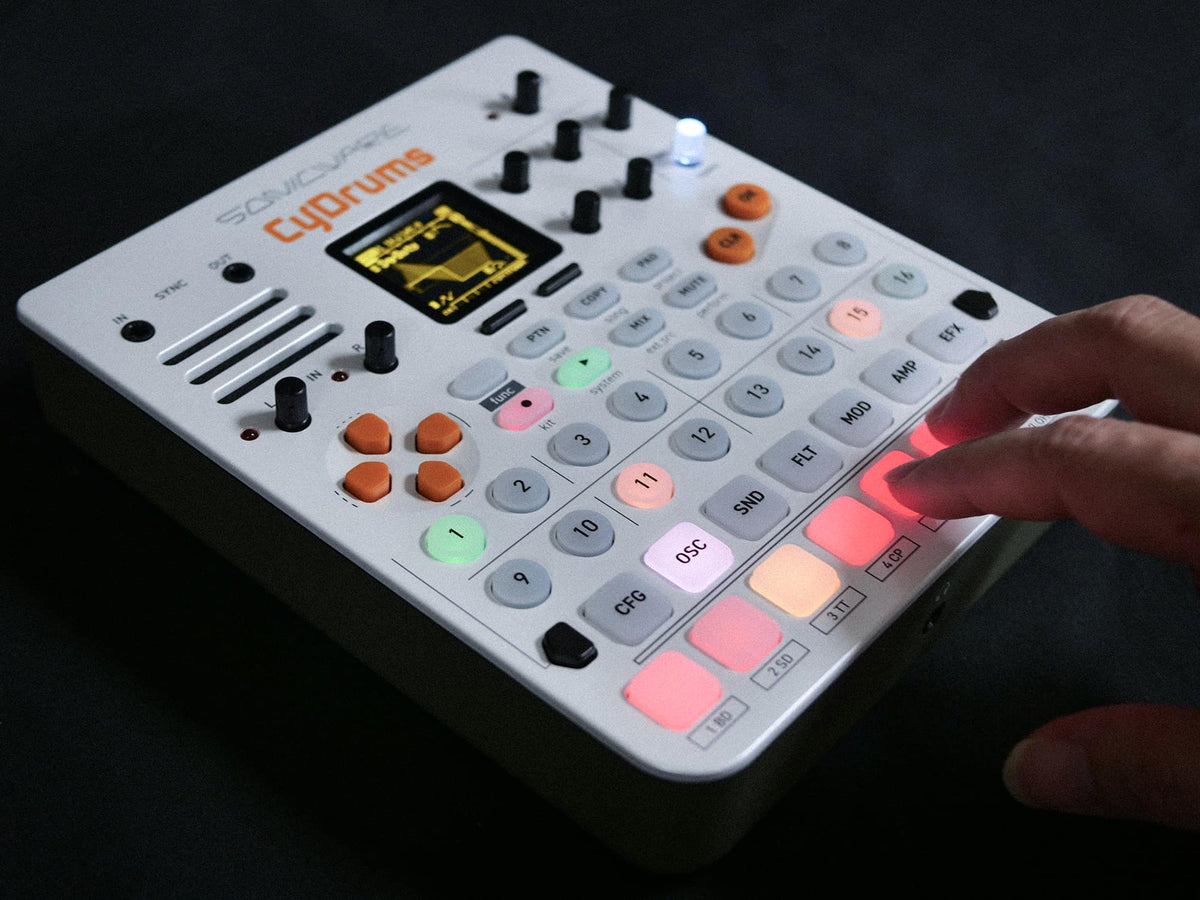 Sonicware CyDrums – Expressive Drum Synthesizer, inkl. Case
