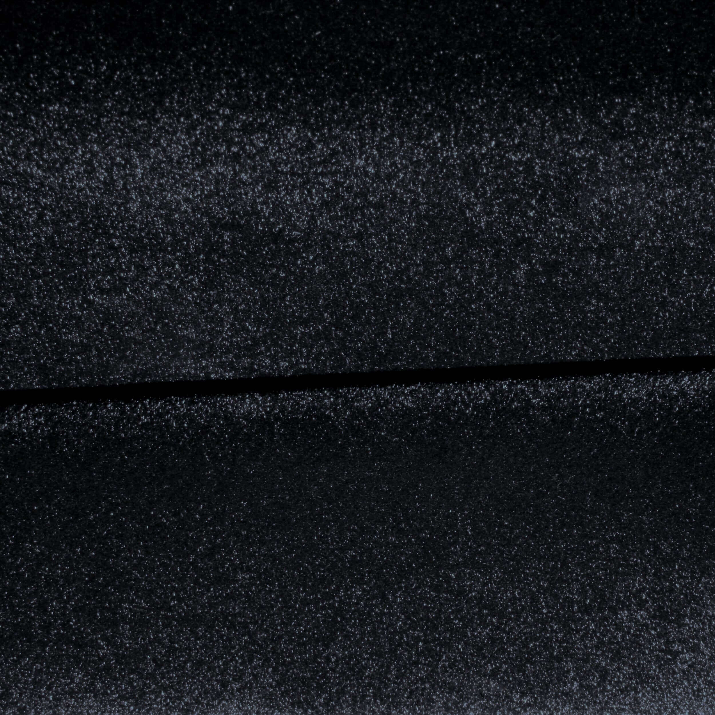Adamantium Audio Dark Acoustic schwarzer Stoff für Heimkinos
