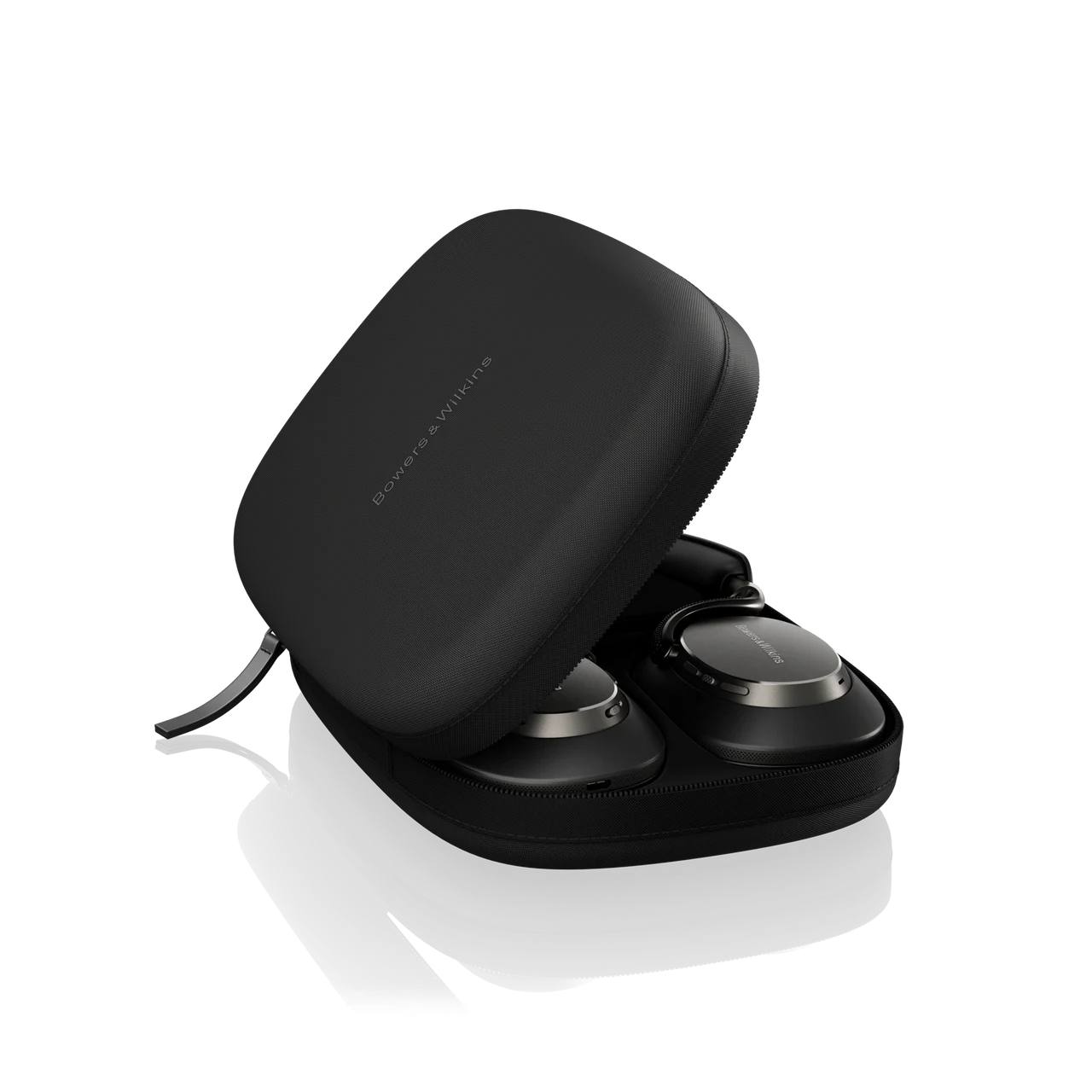 Bowers & Wilkins PX8 S2