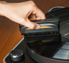 AudioQuest Gold Super-Conductive Record Brush Bild 3