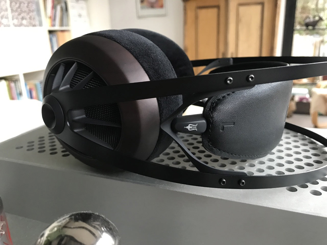 Meze 109 Pro Black/Walnut Bild 4