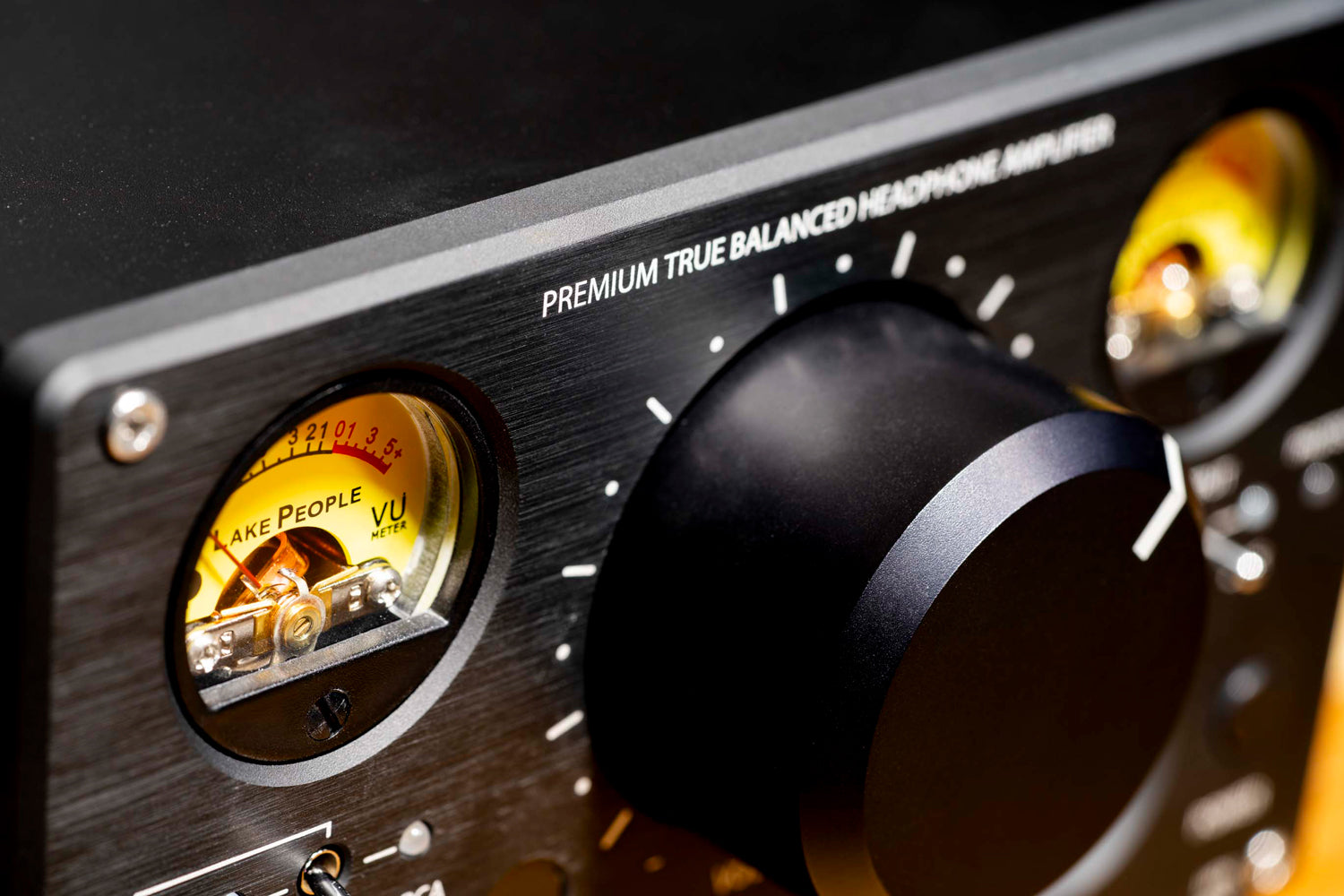 violectric hpa v324 kopfhörerverstärker detailansicht 3