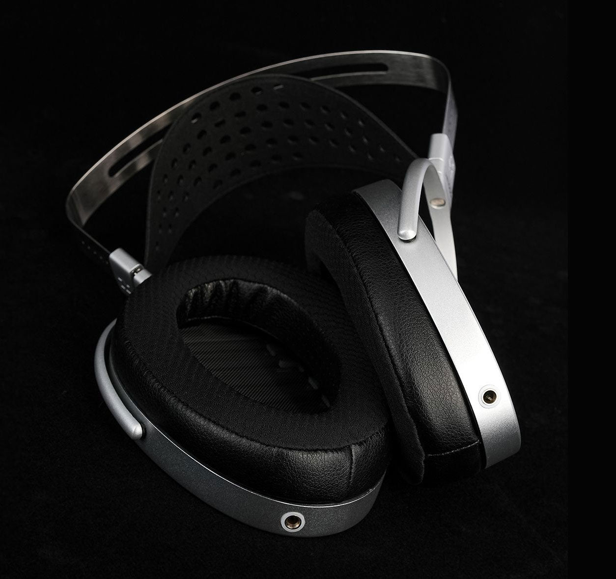 HiFiMAN HE-1000 Unveiled Bild 5